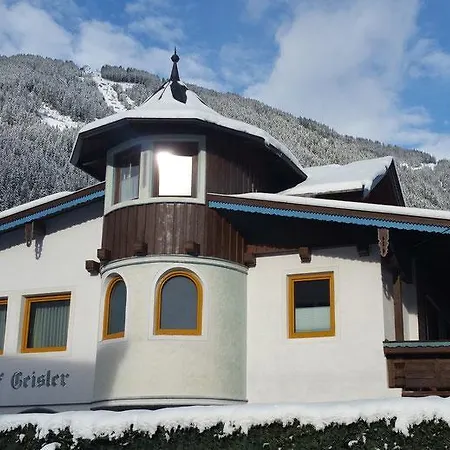 Berghof Geisler Aparthotel Finkenberg